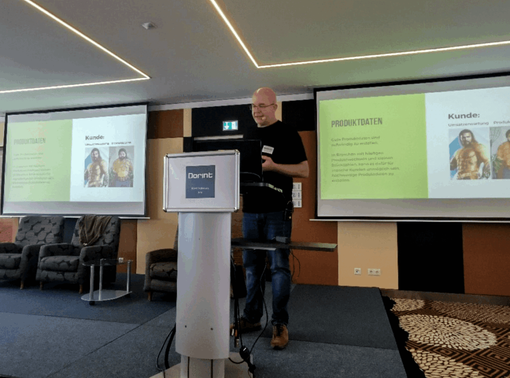 Bernhard Prange als Speaker bei einer Konferenz
